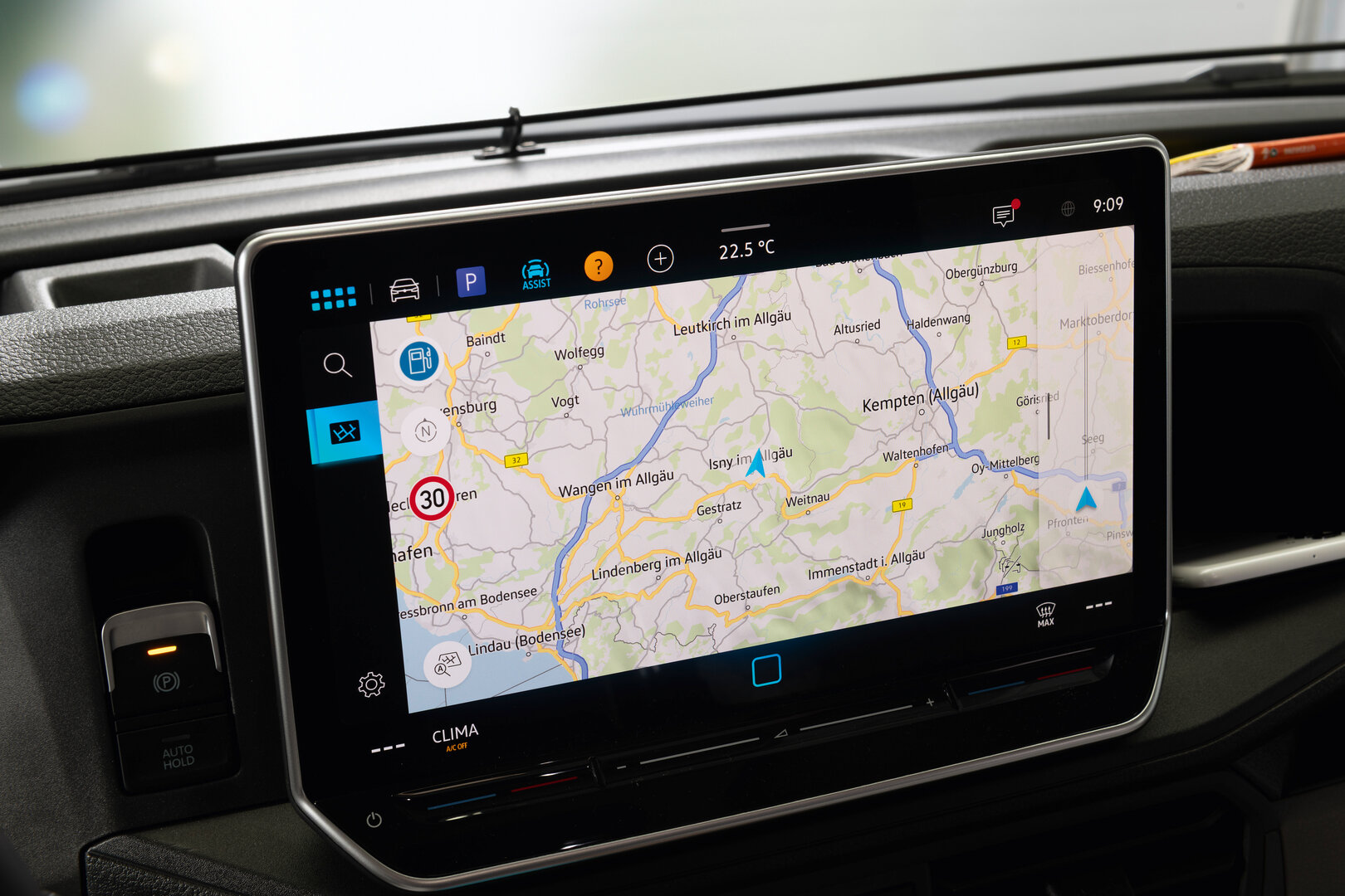 Globebus Performance 4x4 – The first all-wheel drive motorhome from ...